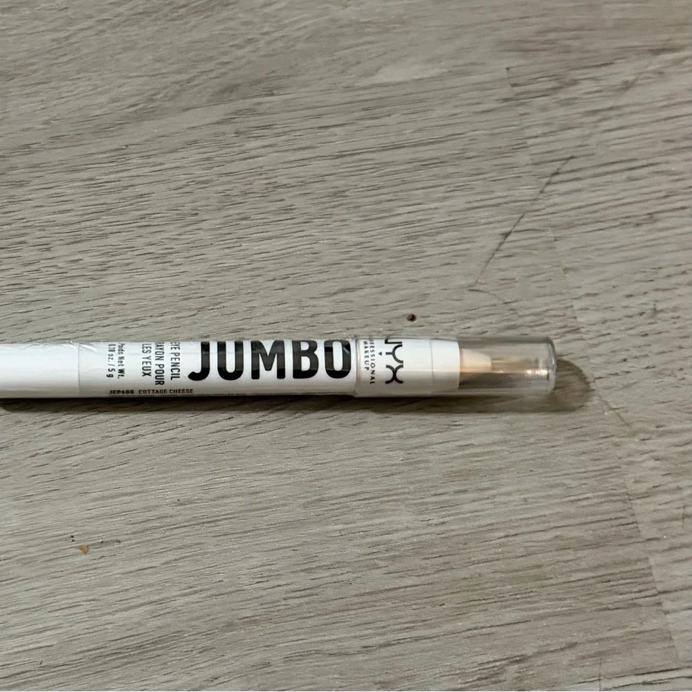NEW NYX Jumbo Eye Pencil in Crisp White